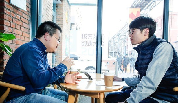 专访Vphoto创始人兼CTO陈文辉:让照片“飞”起来的背后-DVBCN