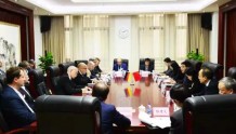 苗圩会见德国官员 交流5G合作事宜
