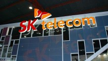SKT总裁朴正镐在德国柏林举行的“5Germany”国际会议上发表演讲介绍5G经验