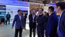 范卫平出席2019世界5G大会开幕式并参观中国广电展区