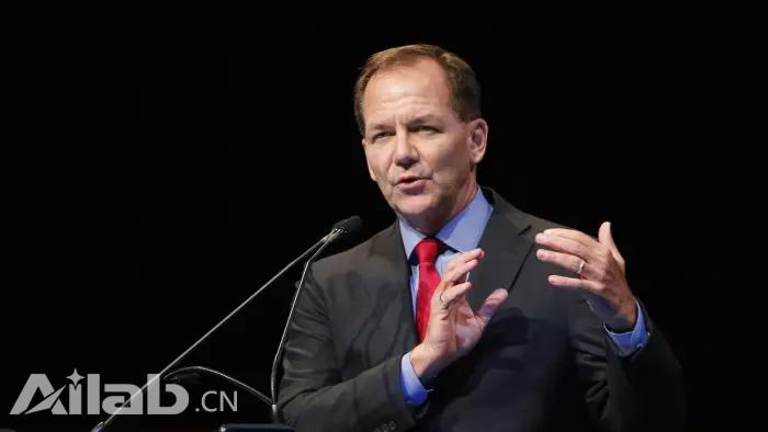 AI拿下围棋又搅局金融业 引传奇投资人