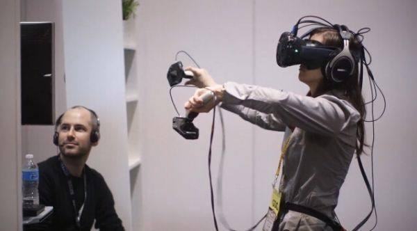 玩VR攻略：VR设备要如何选择？