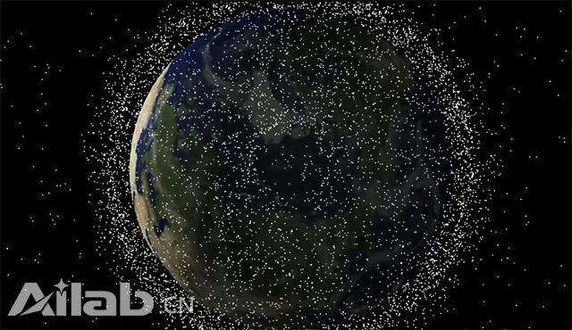 “壁虎漫步”机器人有望清理太空垃圾