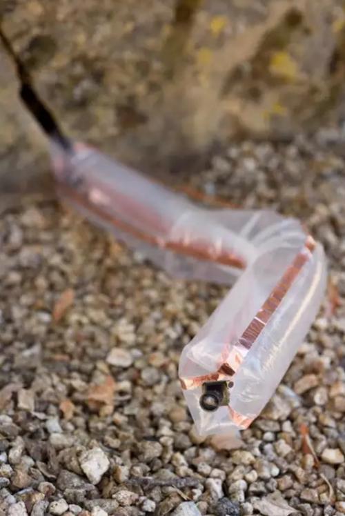 新型搜救机器人：可穿越无数障碍 还有100公斤承载力