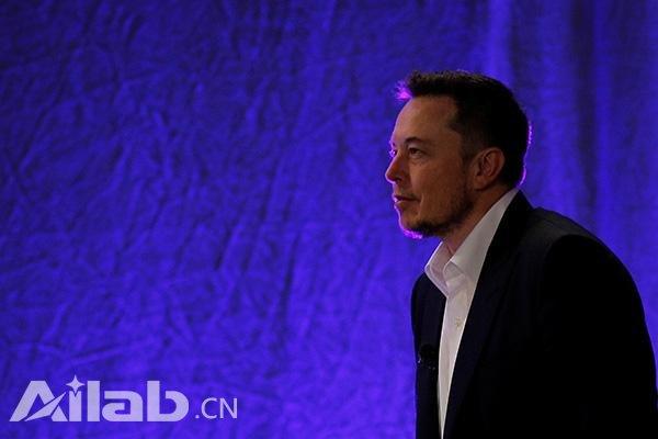 马斯克：有62%的程序员认为人工智能会被武器化