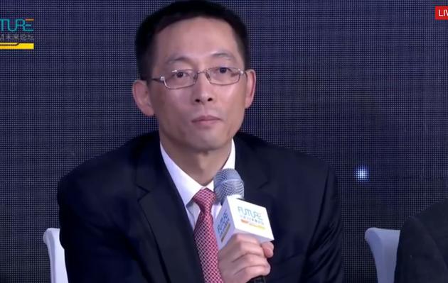 施一公放话人工智能：不担心是否取代人类