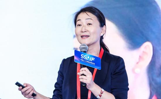 联想徐飞玉：人工智能竞争是数据、知识和人才的竞争