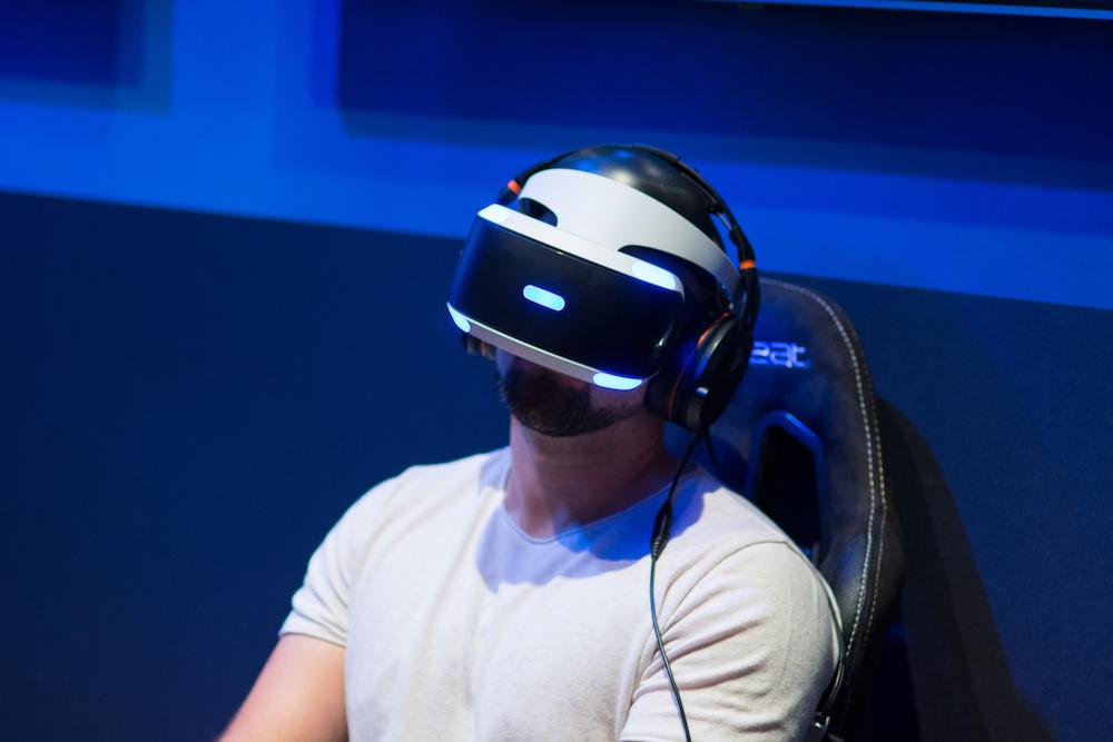 下一代 VR 头显通过一根 USB-C 线缆就能运转起来