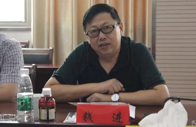 江苏有线领导到兴化分公司开展调研工作
