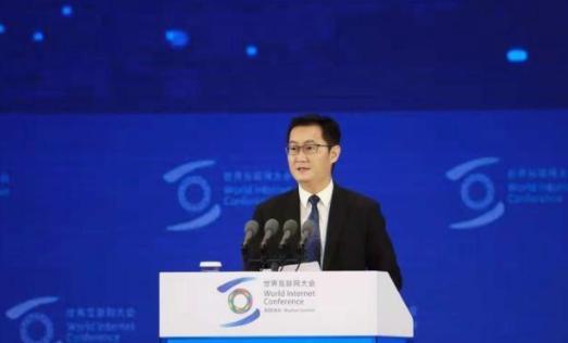 马化腾：应该认真考虑对VR版微信的开发了
