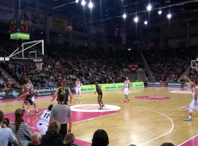 MediaKind率先进行多频道6K 360度体育直播