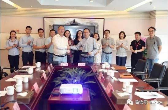 央视网与科大讯飞战略合作 “人工智能编辑部”建设提速
